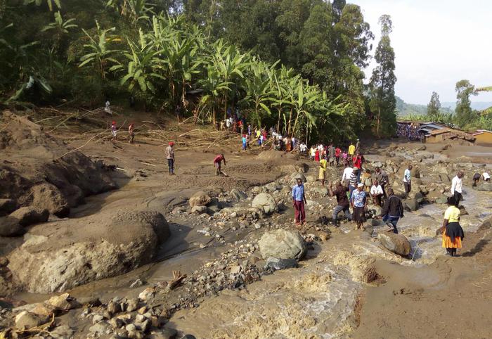 Alluvioni in Uganda, almeno 16 morti