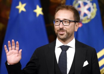 Angeli e demoni, Mafia capitale, Mensa dei poveri: proposta contro il marketing delle indagini giudiziarie