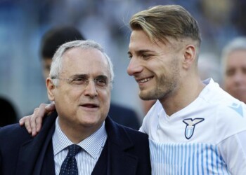 Calcio: Lazio, in 3.000 per primo official store in centro