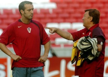 Calcio: leggende Spagna e Mondo, al Wanda finisce 6-6