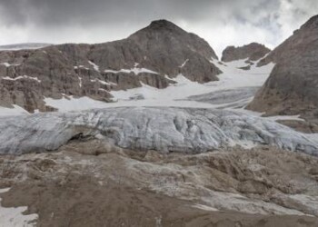 Clima: entro 30 anni sparirà il ghiacciaio della Marmolada  
