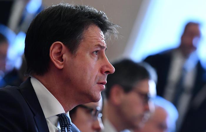 Conte: ok verifica gennaio, poi fino 2023