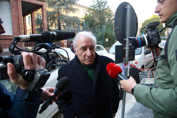 Dell’Utri, frastornato dalla libertà