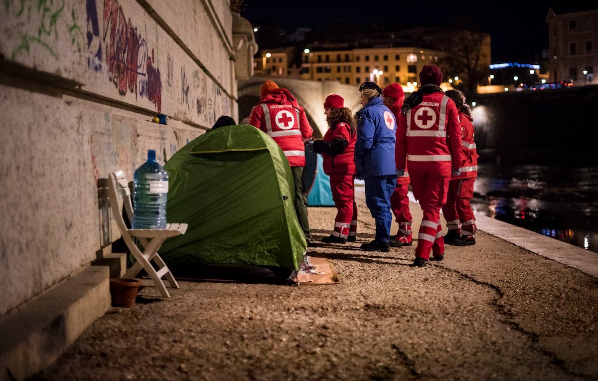 Freddo: Croce Rossa Italiana a sostegno di chi vive in strada