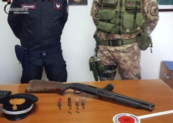 Fucile a pompa clandestino trovato da Carabinieri