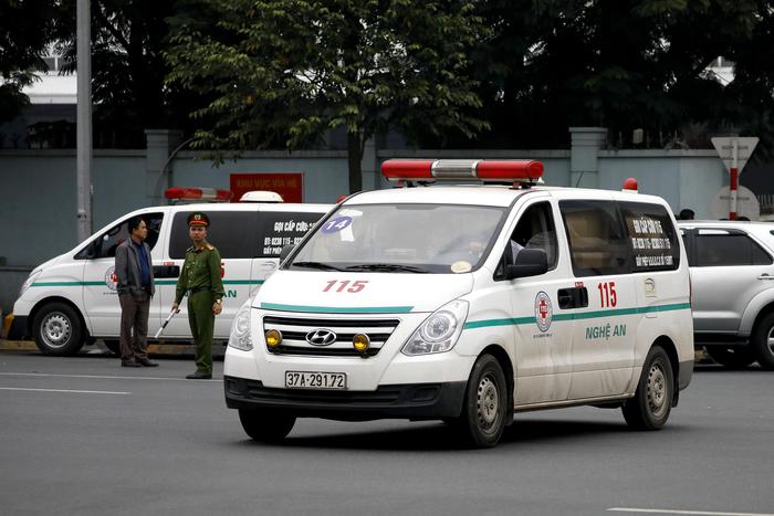 Gb: auto travolge scolari, un morto