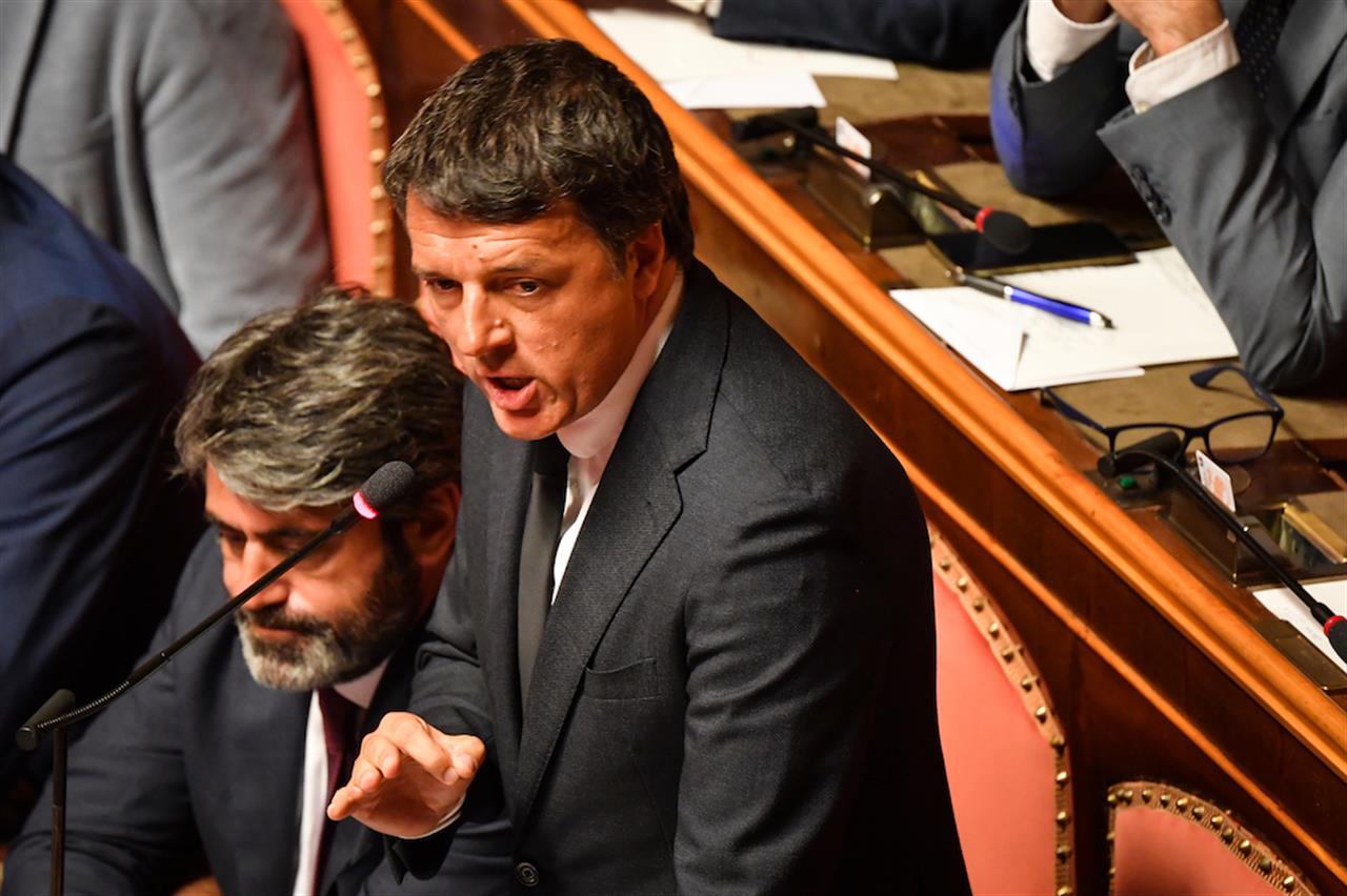 Il gran discorso di Renzi in difesa della politica