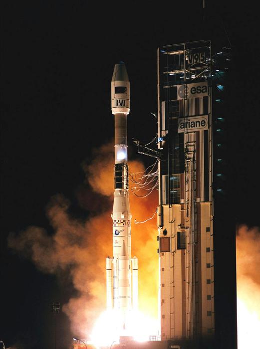 Il lanciatore europeo Ariane compie 40 anni