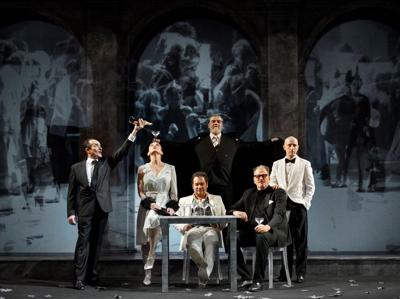 Il Teatro Stabile del Veneto porta in scena ‘Una banca popolare  