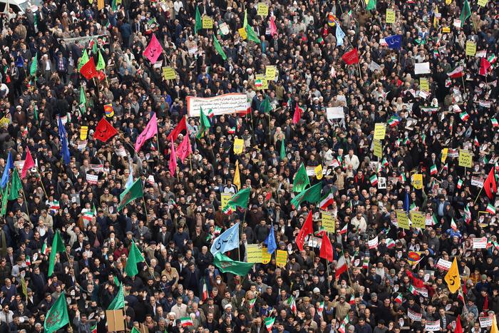 Iran: arrestati genitori ragazzo ucciso
