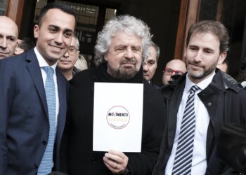 La crisi dei cinquestelle dimostra l’indivisibilità del populismo italiano