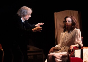 [La recensione] “Dracula”, ovvero quanto amiamo affrontare il mostro e trovarci una parte di noi