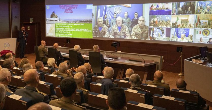 Mattarella: «Grazie alle forze di pace all’estero»