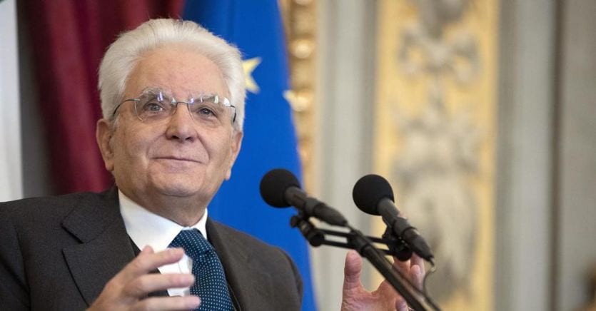 Mattarella: il nemico da sconfiggere è lavoro che manca