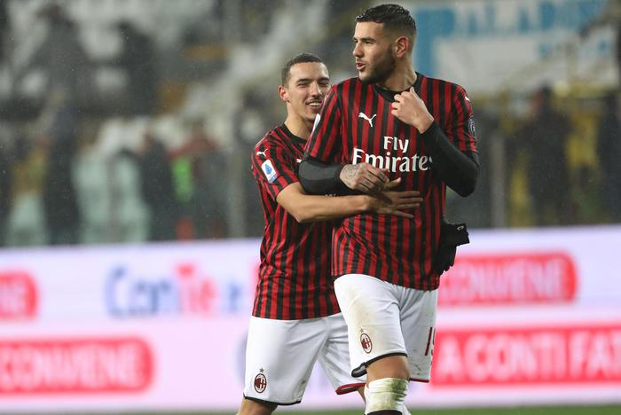 Milan vince nel finale a Parma