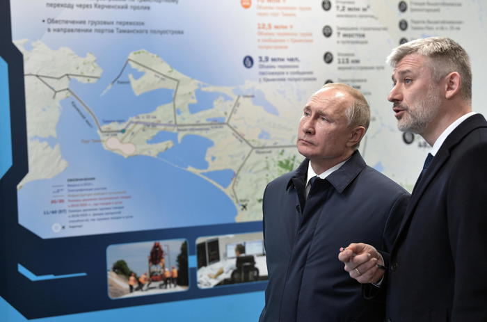 Putin inaugura ferrovia Russia-Crimea