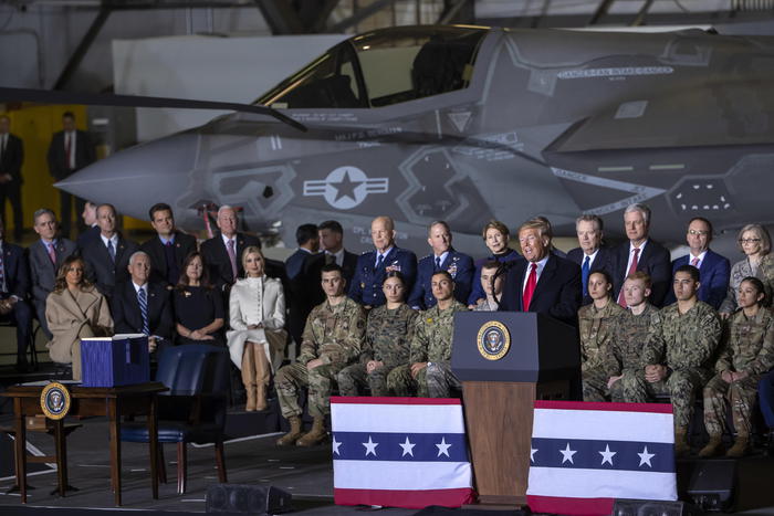 Trump lancia le Forze spaziali Usa