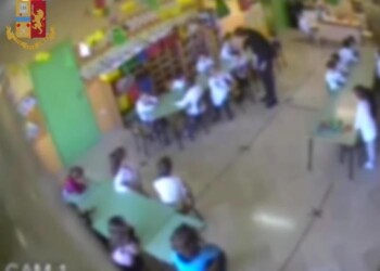 A scuola dopo accuse maltrattamenti