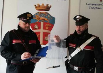 Accoltella il padre, arrestato