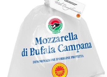 Alimenti: sul web rischio fake-mozzarelle, +45% controlli Consorzio Bufala Campana  