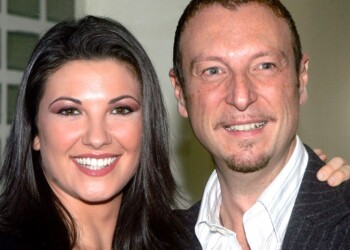 Amadeus e il sessismo. La furia di Claudia Gerini, la difesa della moglie che sbarca a “La vita in diretta”