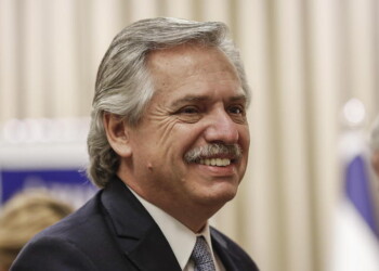 Argentina: presidente Fernandez in Italia