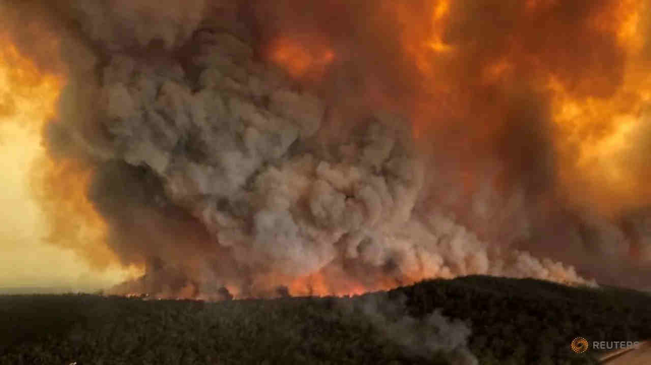 Australia divorata dal fuoco, è disastro immane. Condizioni meteo terribili