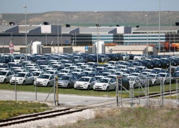 Auto in Europa,nel 2019 +1,2%. Fca -7,3%