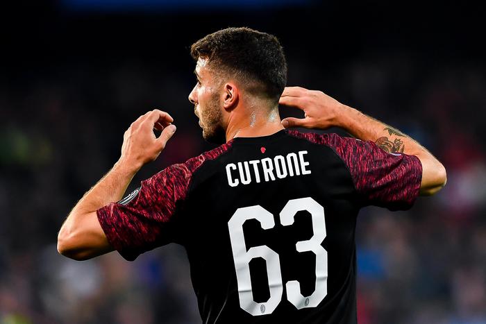 Calcio: Cutrone è arrivato a Firenze