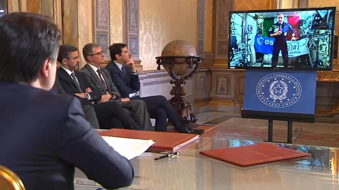 Conte, spazio e scienza sono strategici