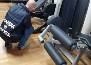 Contraffazione: Guardia di finanza scopre attrezzi per il fitness taroccati