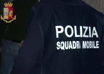 Donna rapinata,due arresti della polizia