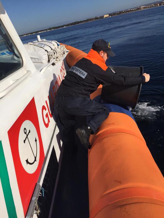 Duemila ricci di mare sequestrati