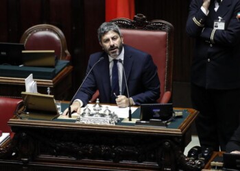 Fico, dovere contrastare antisemitismo