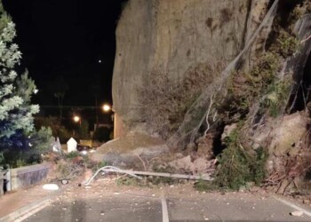 Frana parete rocciosa a Ventimiglia