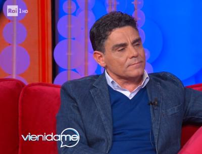 Francesco Benigno e l’infanzia da incubo: “Mio padre mi incatenava” 