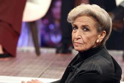 GfVip, malore per Barbara Alberti. Abbandona la Casa (per ora)  