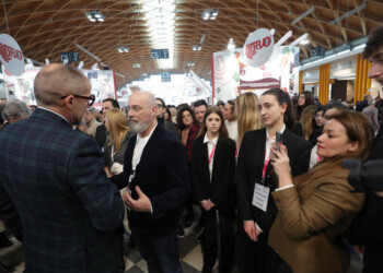 Gregoretti: Bonaccini,Salvini fa vittima