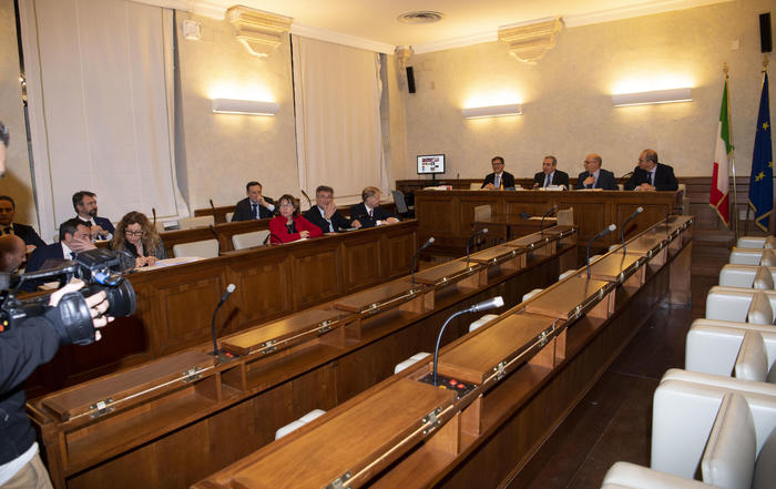 Gregoretti: ok Giunta a processo Salvini