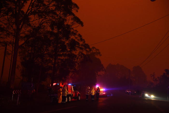 Incendi, Sydney a rischio blackout