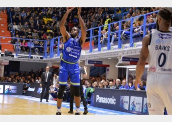 La Dinamo saluta Jamel McLean