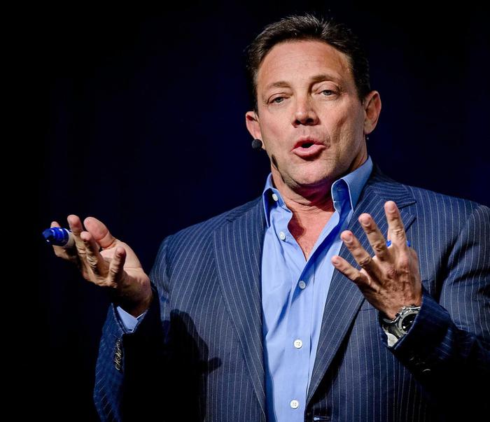 Lupo Wall Street fa causa ai produttori del film