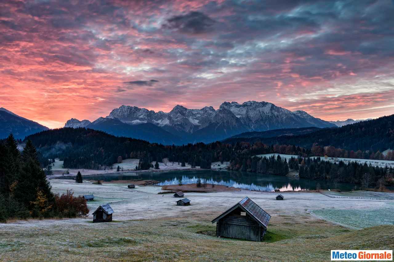 Meteo sabato 4 gennaio. Da nord avanza FRONTE FREDDO, PEGGIORA nella notte