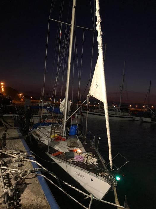 Migranti: in 60 soccorsi al largo Puglia