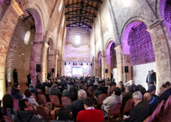 Pd-Cinque Stelle, cioè che ci avete portato a fare sopra a Palazzo Chigi se non sapete bene che fare?