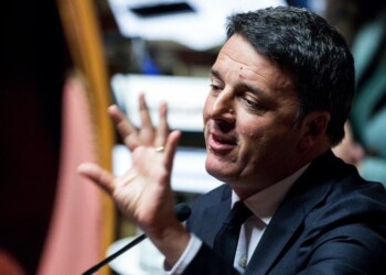 Puglia: Renzi, candidato Iv, no Emiliano