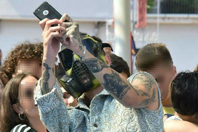 Sanremo, Foa contro Junior Cally: “Inaccettabile” 