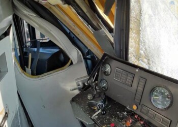 Scontro tra metro a Napoli, indagato un macchinista