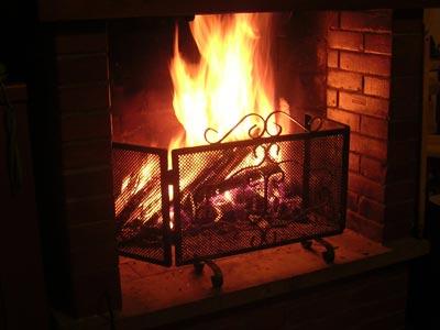 Smog: gas più ‘eco’ di pellet e legna, ma incentivi non premiano 