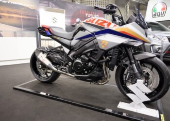 Suzuki: una one-off dedicata alla Katana del 1984